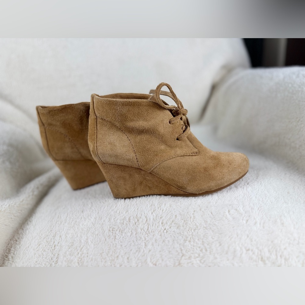 Gianni Bini Camel Suede Wedge Ankle Boots - Picture 3 of 11